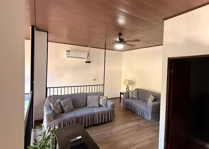 Villa Tropical With Priv Pool, Jacuzzi & Relaxing Mad *